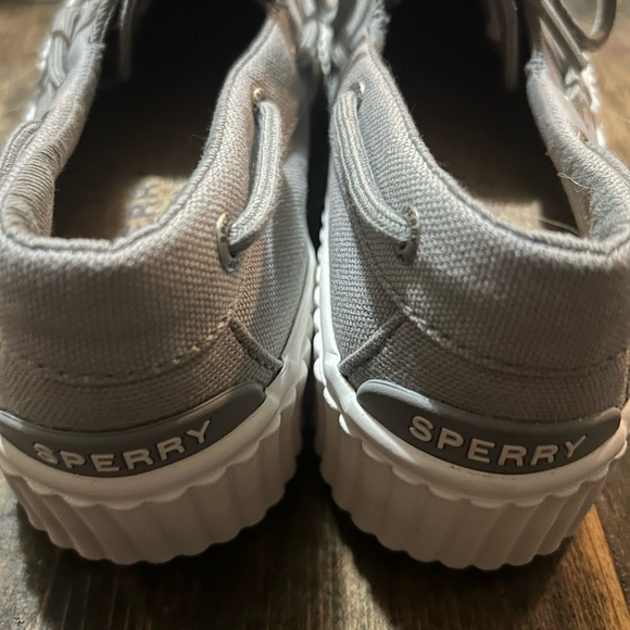 Sperry Women's, Gray & White Pier Wave Boat Platform Sneaker Size 6.5 NWOB - Picture 6 of 9